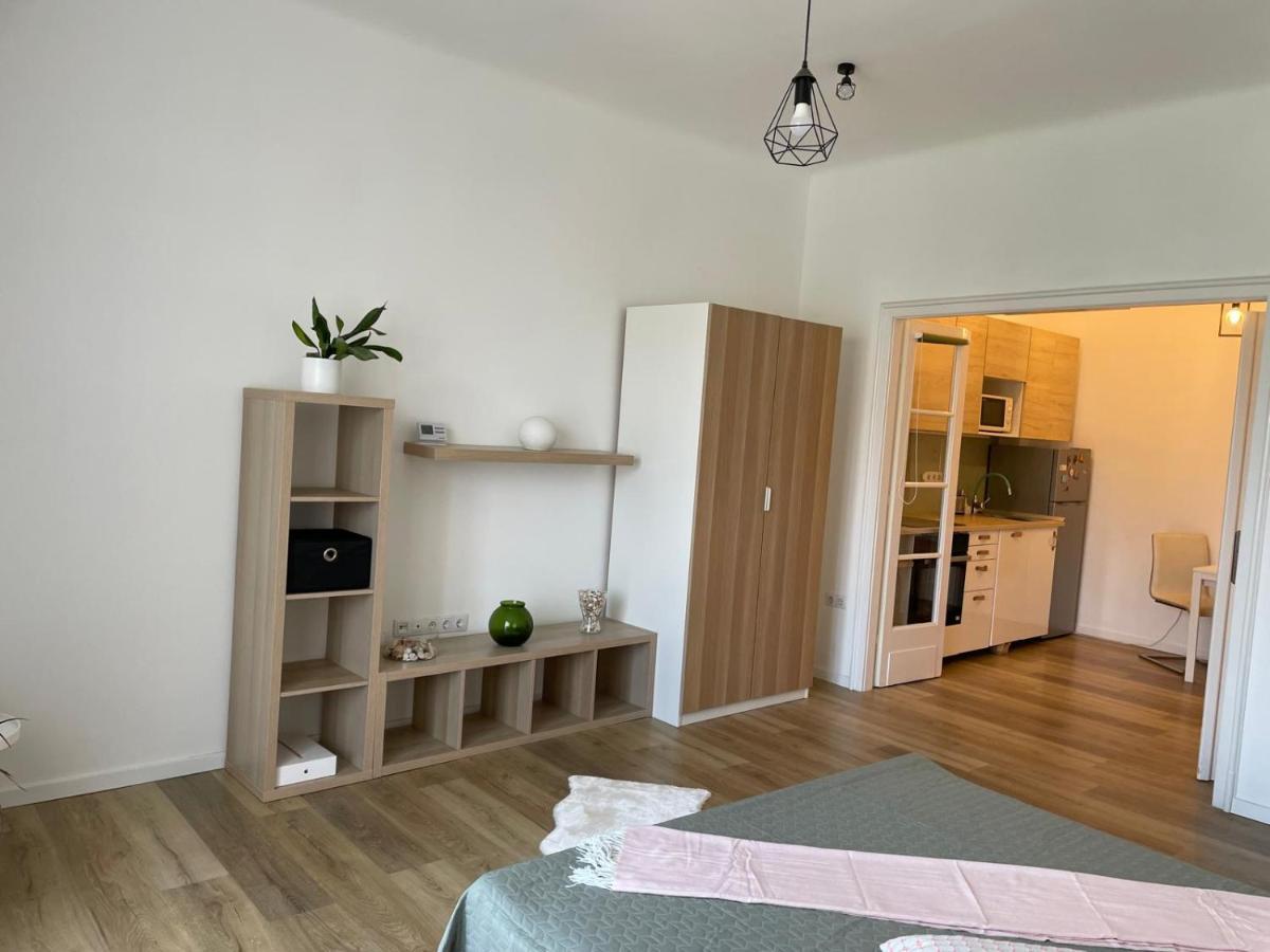 Appartement Neighbor Of Gellert By Nw